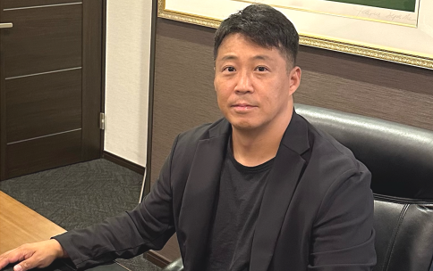 代表取締役安田　尚浩の顔写真